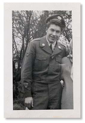 photo of Jim Kellison in his airforce uniform